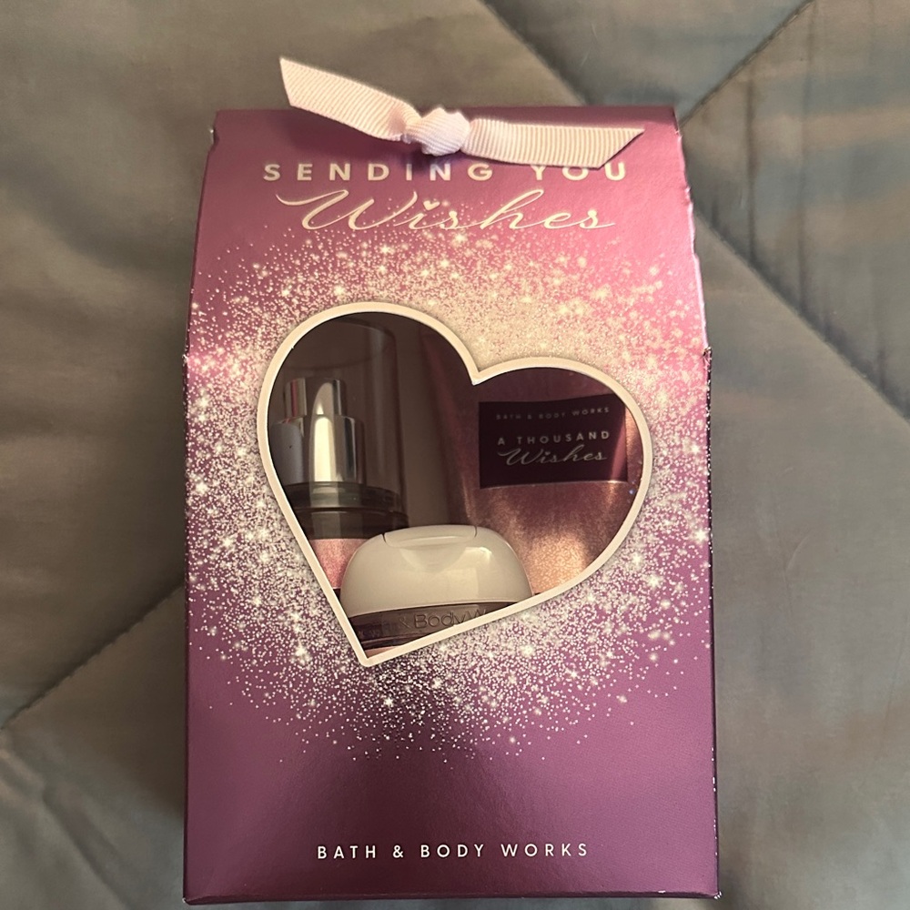 Bath & Body Works Purple Gift Set